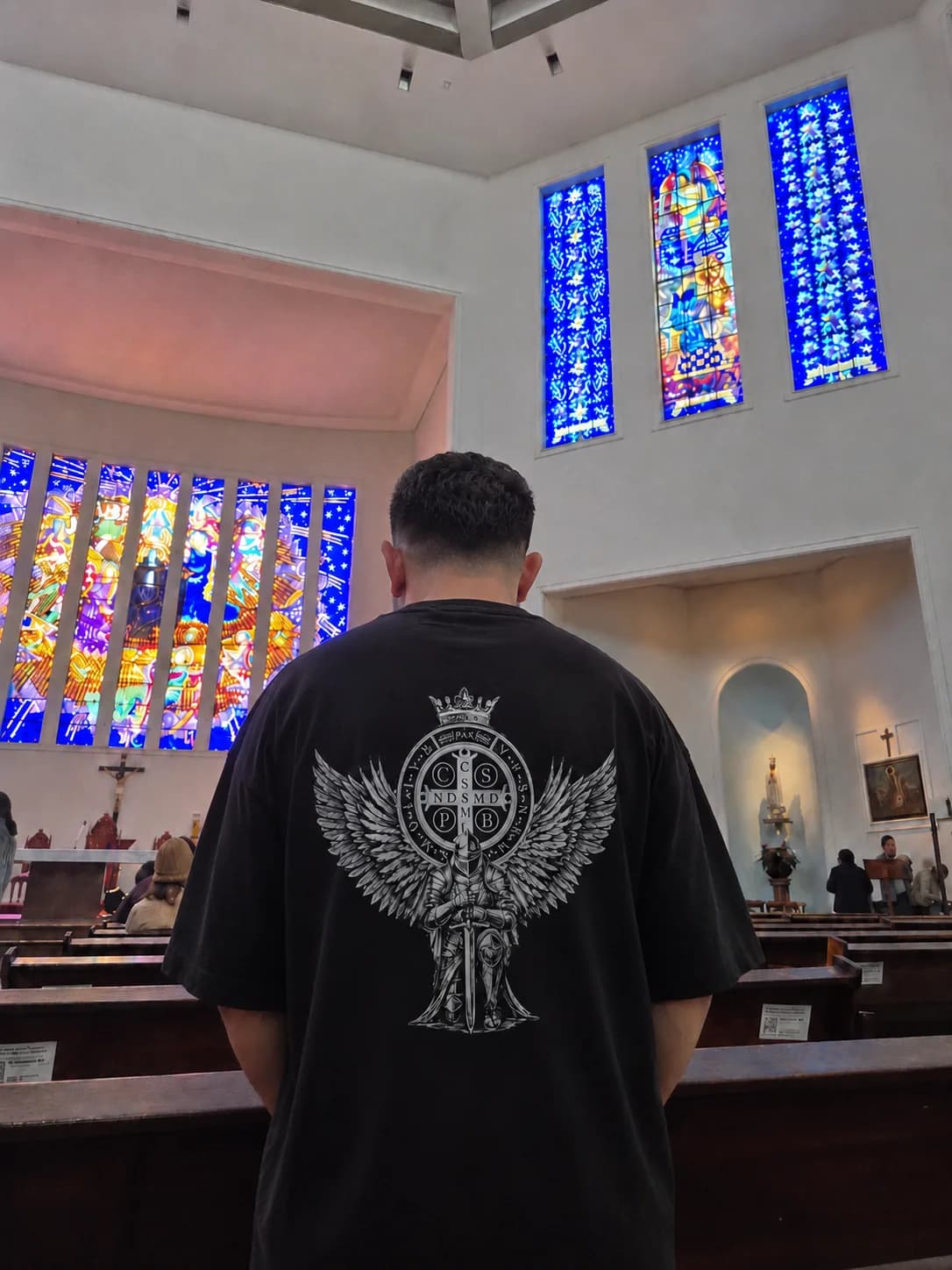 Camiseta Proteção Sagrada — foto 6